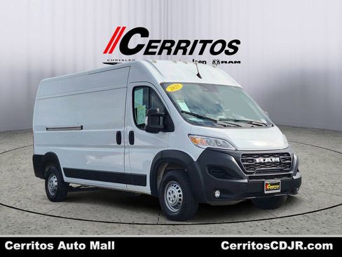 Used 2025 RAM ProMaster 3500 w/ Convenience Group FWD image 1