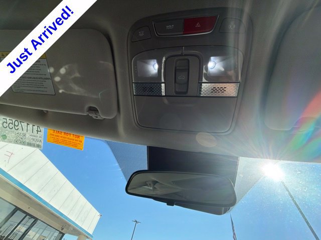 Used 2025 Kia Telluride S FWD image 31