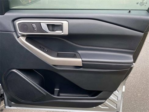 Used 2023 Ford Explorer XLT w/ Equipment Group 202A image 37