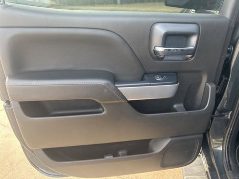 Used 2018 Chevrolet Silverado 1500 LT w/ Texas Edition image 26