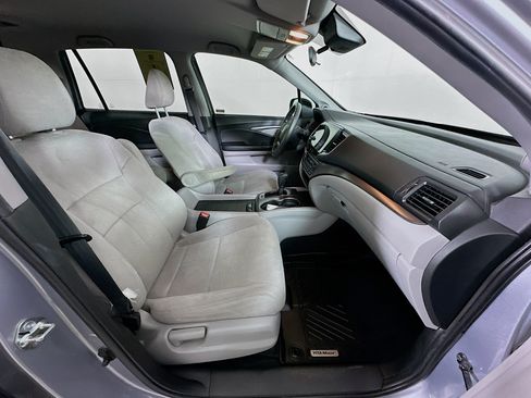 Used 2020 Honda Pilot EX image 30