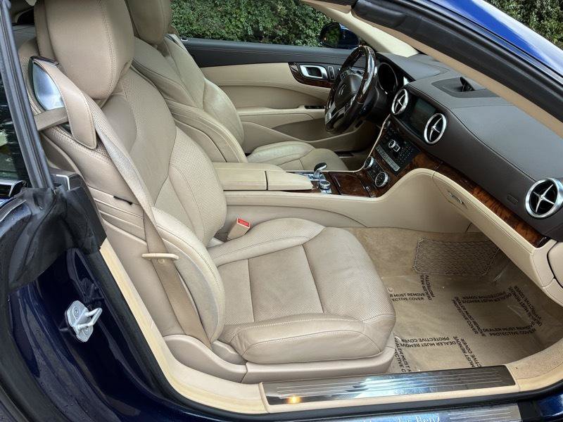 Used 2016 Mercedes-Benz SL 400 image 27