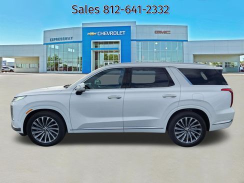Used 2024 Hyundai Palisade Calligraphy AWD/4WD image 4