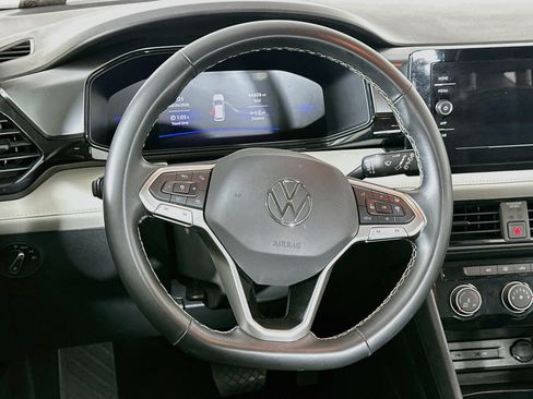 Used 2025 Volkswagen Taos S FWD image 18