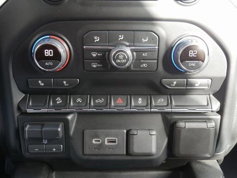 Used 2020 Chevrolet Silverado 1500 LT Trail Boss image 24