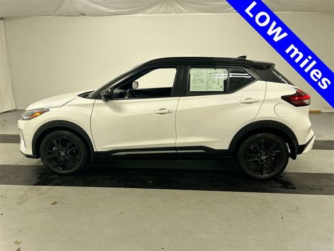 Certified 2023 Nissan Kicks SR image 6