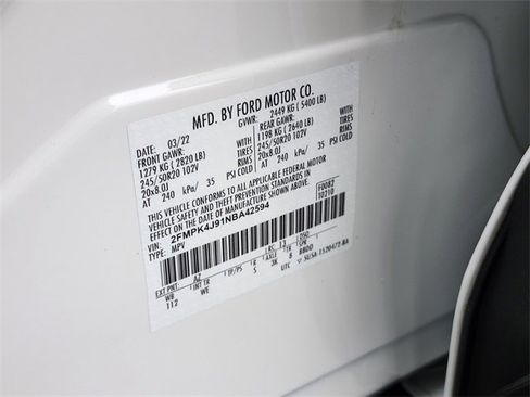 Certified 2022 Ford Edge ST-Line w/ Class II Trailer Tow Package image 33