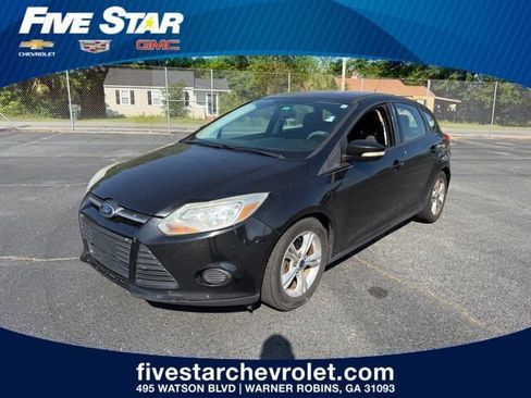 Used 2014 Ford Focus SE image 1