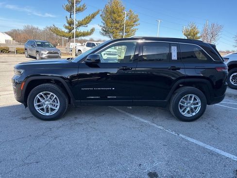 New 2026 Jeep Grand Cherokee Laredo X AWD/4WD image 17