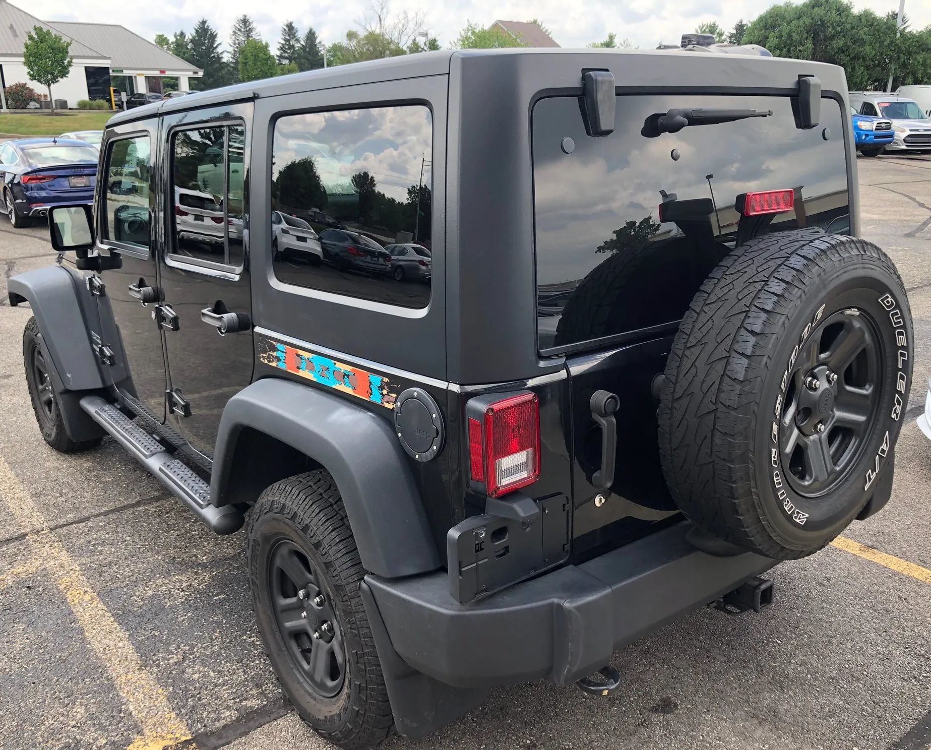 Used 2015 Jeep Wrangler Unlimited Sport w/ Mopar Black Appearance Group AWD/4WD image 28