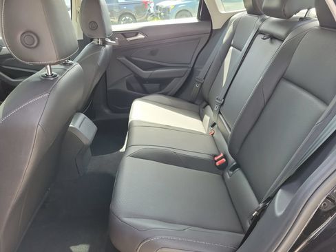 Used 2020 Volkswagen Jetta SE FWD image 9