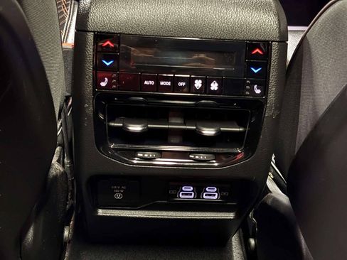 Used 2023 Jeep Grand Cherokee Summit AWD/4WD image 23