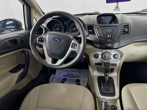 Used 2017 Ford Fiesta SE FWD image 24