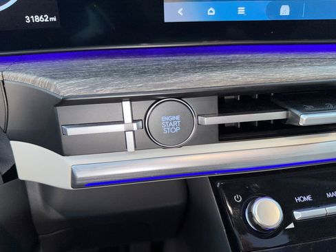 Used 2024 Hyundai Santa Fe Calligraphy image 30