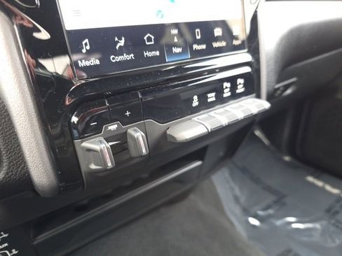 Used 2024 RAM 2500 Big Horn w/ Night Edition image 29