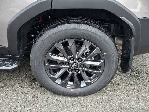 New 2026 Toyota Land Cruiser w/ Premium Package AWD/4WD image 6