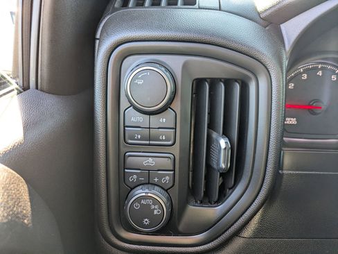 Used 2019 Chevrolet Silverado 1500 Custom Trail Boss w/ Custom Convenience Package image 19