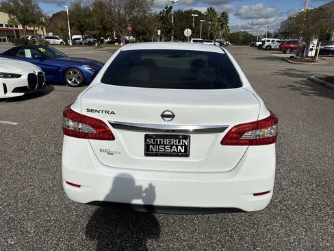 Used 2015 Nissan Sentra S image 5