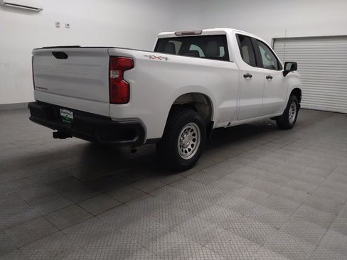 Used 2021 Chevrolet Silverado 1500 W/T w/ WT Fleet Convenience Package AWD/4WD image 9