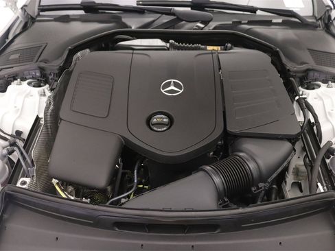 New 2025 Mercedes-Benz C 300 4MATIC Sedan image 11