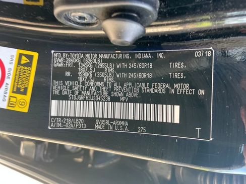 Used 2018 Toyota Highlander XLE AWD/4WD image 27