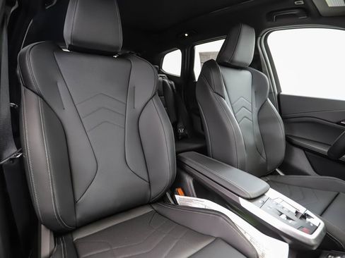 New 2026 BMW X1 xDrive28i w/ Technology Package image 32