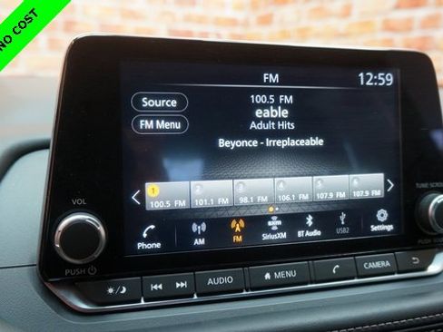 Used 2022 Nissan Rogue S image 15