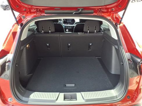 New 2026 Chevrolet Trax LS FWD image 10