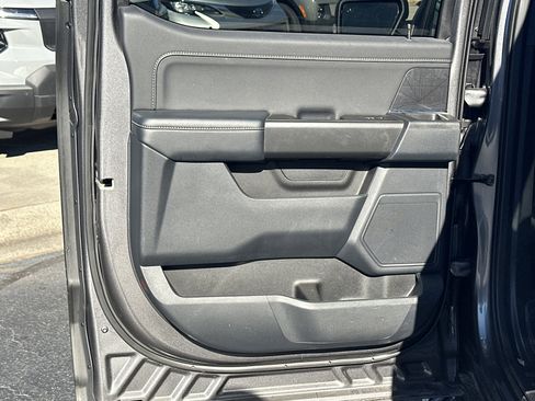 Used 2022 Ford F150 XLT w/ Equipment Group 302A High image 22