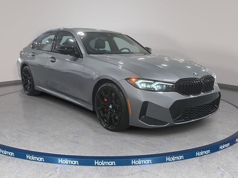 Used 2026 BMW 330i Sedan w/ M Sport Package image 4