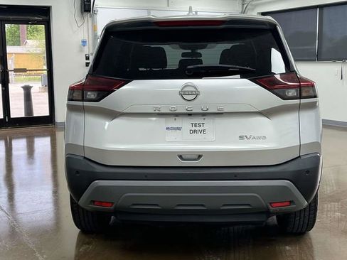Used 2023 Nissan Rogue SV AWD/4WD image 7