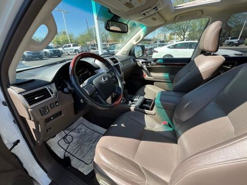 Used 2013 Lexus GX 460 w/ Comfort Plus Pkg image 4