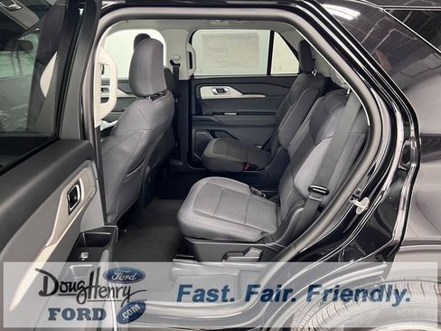 New 2026 Ford Explorer Active image 30