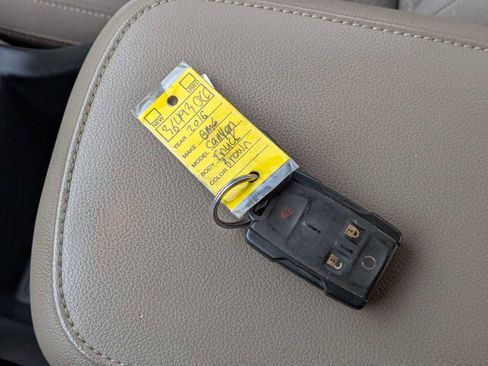 Used 2016 GMC Canyon SLE w/ SLE Convenience Package image 33