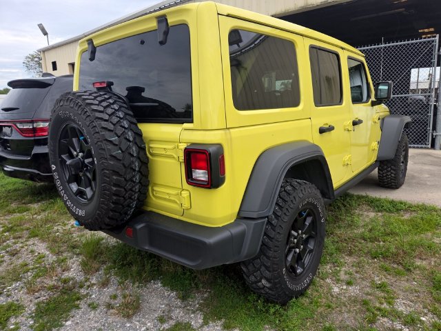Used 2023 Jeep Wrangler Unlimited w/ Sun & Screen Package AWD/4WD image 2