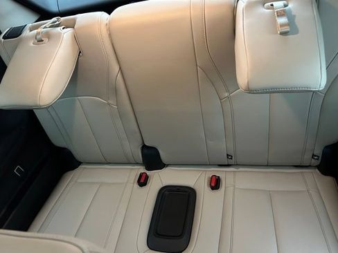 Used 2023 INFINITI QX60 Luxe w/ Cargo Package FWD image 11