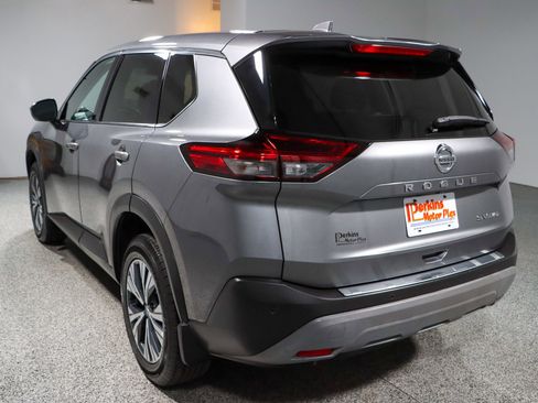 Used 2021 Nissan Rogue SV AWD/4WD image 9