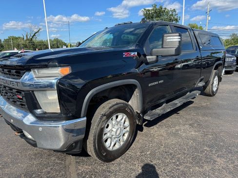 Used 2020 Chevrolet Silverado 2500 LT w/ True North Edition AWD/4WD image 9