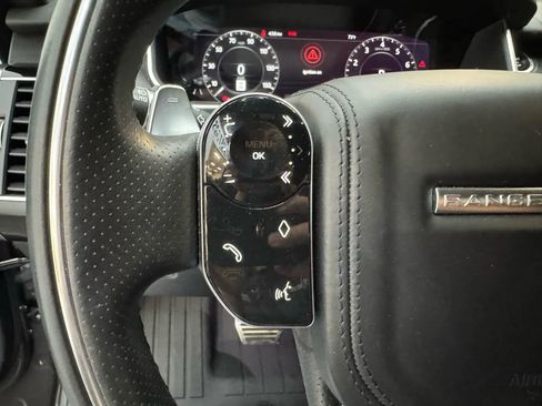 Used 2019 Land Rover Range Rover Sport HSE Dynamic image 16