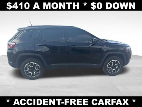 Used 2024 Jeep Compass Trailhawk w/ Sun and Sound Group image 5