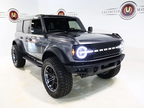 Used 2025 Ford Bronco Badlands AWD/4WD image 24