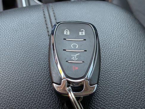 Used 2020 Chevrolet Equinox Premier image 35