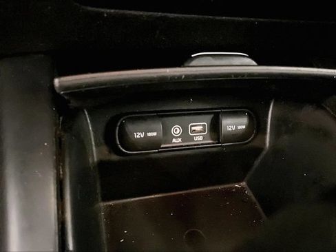 Used 2017 Kia Sorento AWD image 32