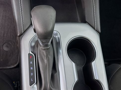 Used 2024 Chevrolet Blazer LT FWD image 18