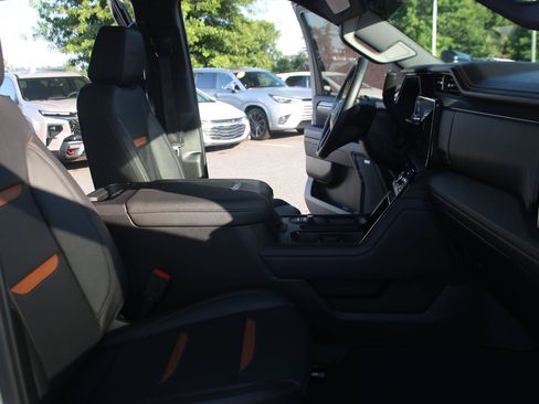 Used 2024 GMC Sierra 2500 AT4 w/ AT4 Premium Plus Package AWD/4WD image 35