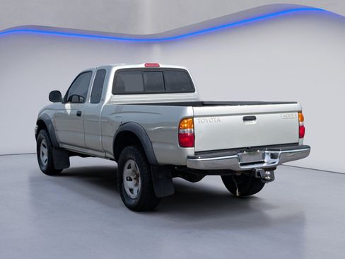 Used 2003 Toyota Tacoma PreRunner RWD image 7