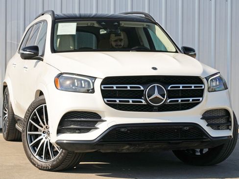 Used 2021 Mercedes-Benz GLS 580 4MATIC image 4