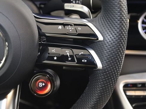 Used 2024 Mercedes-Benz AMG GT 43 image 61