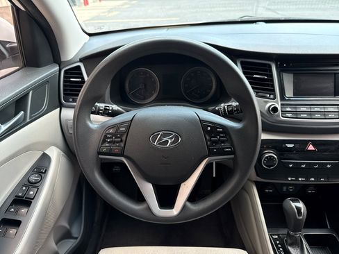 Used 2017 Hyundai Tucson SE image 13