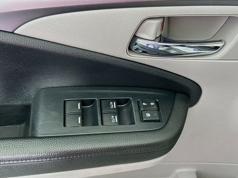 Certified 2021 Honda Pilot EX image 18